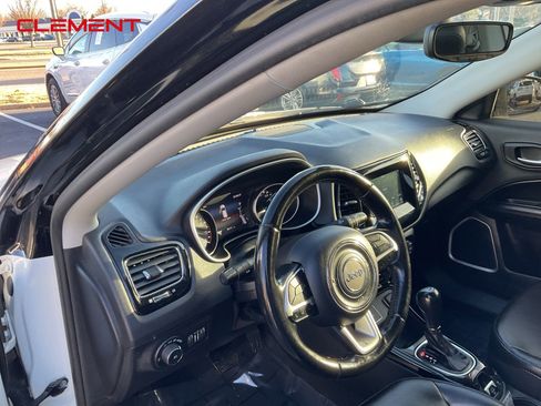 Used 2021 Jeep Compass Latitude image 14