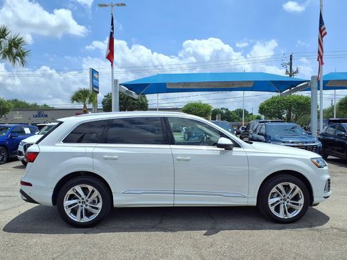 Used 2023 Audi Q7 3.0T Premium Plus AWD/4WD image 21