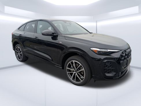 New 2026 Audi Q5 Premium Plus AWD/4WD image 1