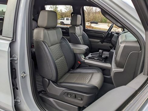 Used 2024 Chevrolet Silverado 1500 ZR2 image 52