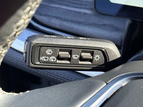 Used 2022 Rivian R1S Launch Edition AWD/4WD image 23