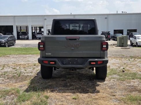 Used 2022 Jeep Gladiator Mojave w/ LED Lighting Group AWD/4WD image 9