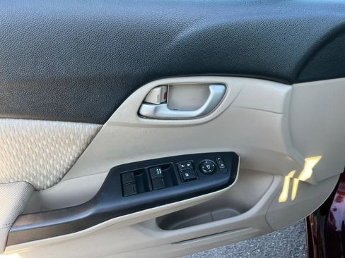 Used 2015 Honda Civic LX image 13