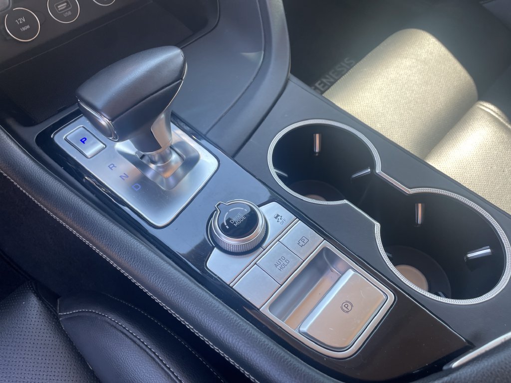Used 2023 Genesis G70 2.0T AWD/4WD image 30