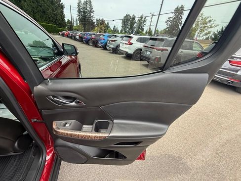 Used 2020 GMC Acadia Denali AWD/4WD image 26