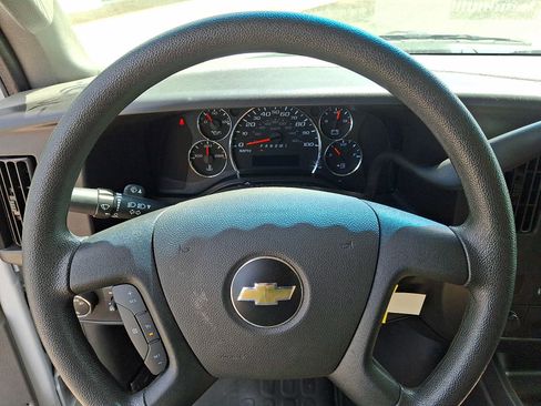 Used 2025 Chevrolet Express 2500 w/ Driver Convenience Package RWD image 19