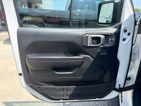 Used 2020 Jeep Wrangler Unlimited Sport S AWD/4WD image 90