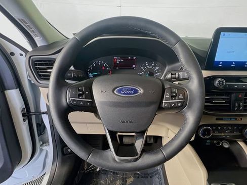 Used 2022 Ford Escape SE w/ Convenience Package image 15