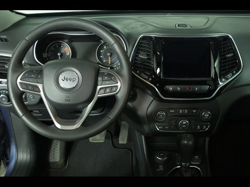 Used 2021 Jeep Cherokee Limited image 15