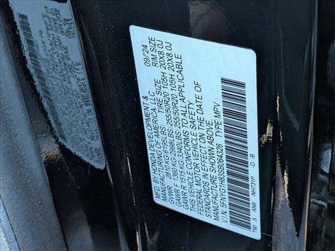 Used 2025 Honda Pilot Elite image 25