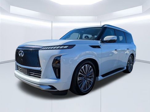 Used 2025 INFINITI QX80 Luxe image 7