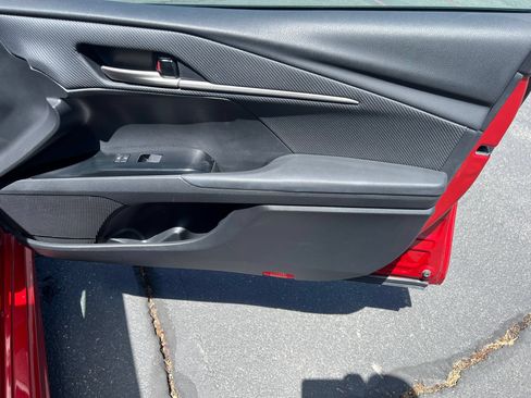 Used 2025 Toyota Camry SE FWD image 28