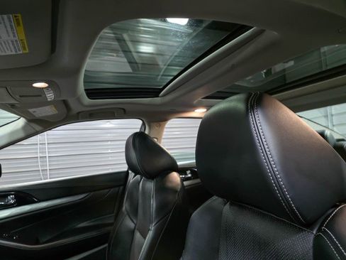 Used 2018 Nissan Maxima 3.5 SL FWD image 18