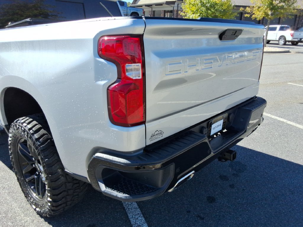 Certified 2020 Chevrolet Silverado 1500 LT Trail Boss AWD/4WD image 15