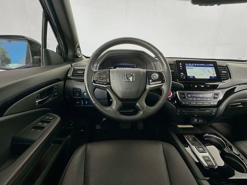 Used 2022 Honda Pilot Black Edition image 24