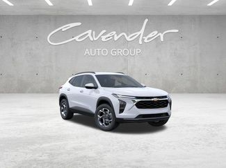 New 2026 Chevrolet Trax LT w/ LT Convenience Package FWD video 1