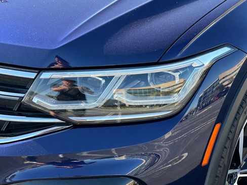 Used 2022 Volkswagen Tiguan SEL R-Line image 53