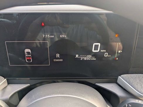 Used 2025 Nissan Kicks SV w/ SV Premium Package FWD image 28
