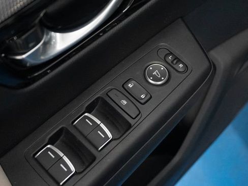 Used 2024 Honda CR-V EX-L image 4