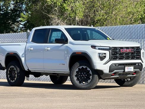 New 2026 GMC Canyon AT4 AWD/4WD image 2