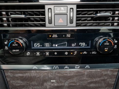 Used 2023 Nissan Armada Platinum w/ Captain's Chairs Package image 21