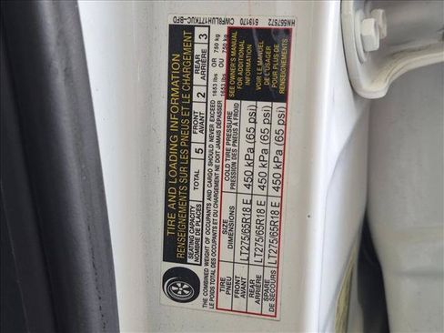 Used 2017 Nissan Titan PRO-4X AWD/4WD image 15