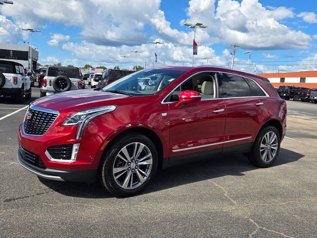 Used 2026 Cadillac XT5 Premium Luxury w/ Driver Assist Package FWD image 3