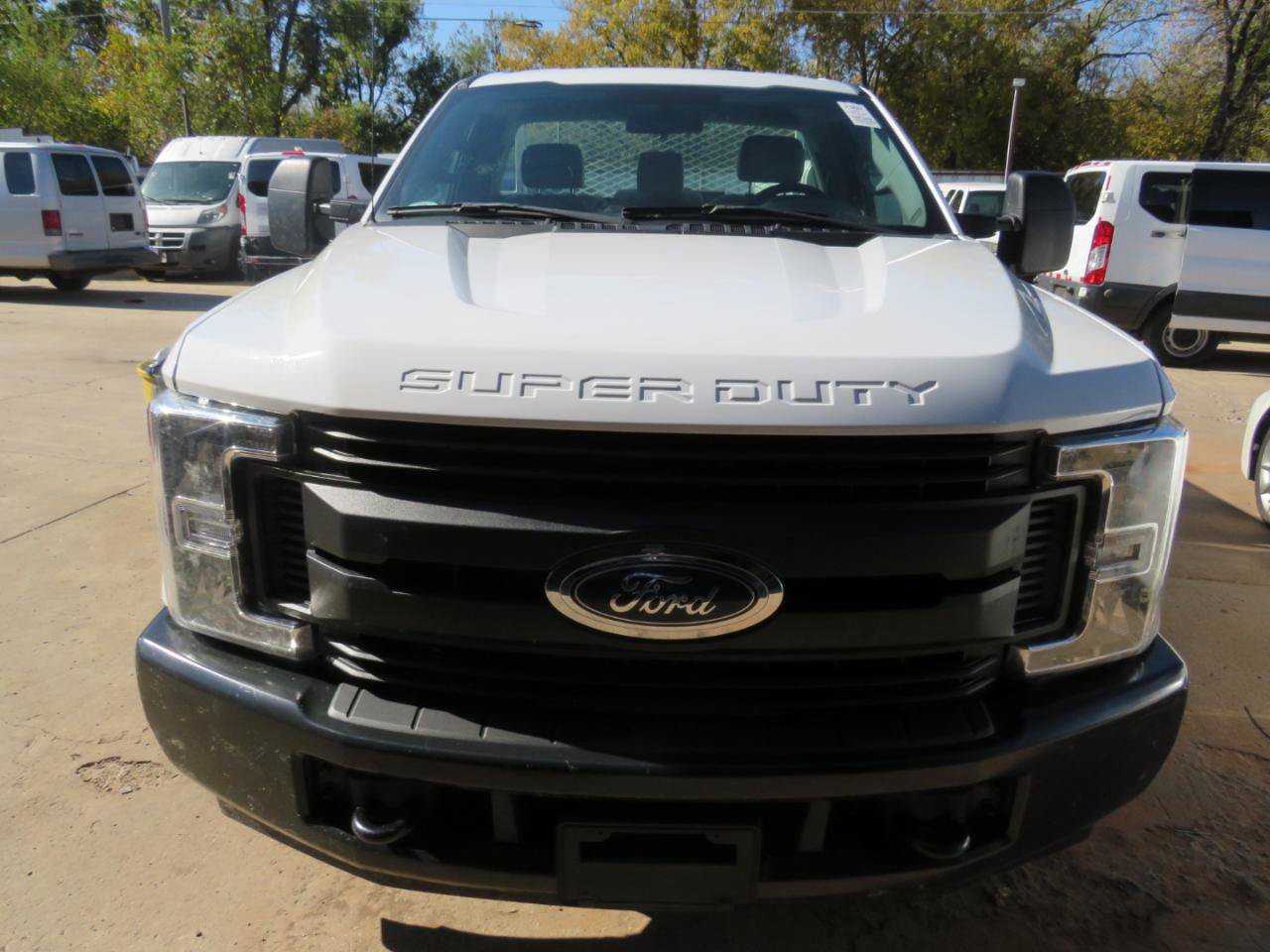Used 2017 Ford F250 XL RWD image 2