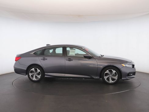 Used 2020 Honda Accord EX image 20