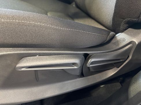 New 2025 Honda CR-V LX image 18