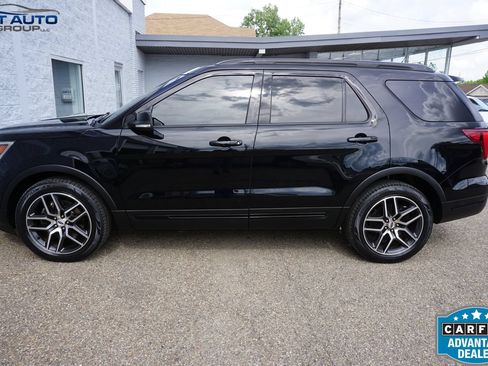 Used 2018 Ford Explorer Sport AWD/4WD image 13