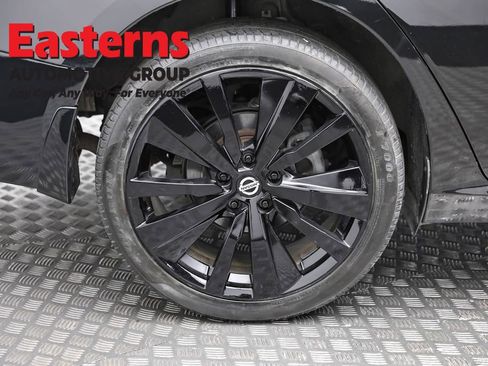 Used 2019 Nissan Altima 2.5 SR w/ SR Premium Package image 30