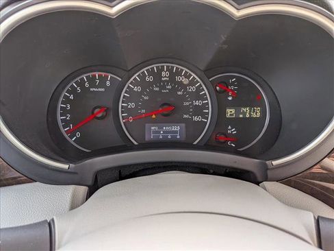 Used 2015 Nissan Quest SV image 11