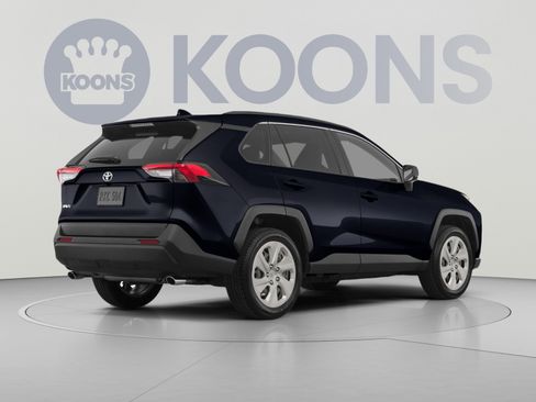 Used 2019 Toyota RAV4 LE w/ All Weather Liner Package AWD/4WD image 4