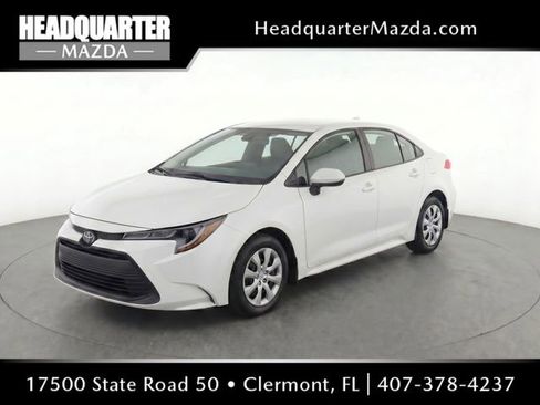Used 2024 Toyota Corolla LE FWD image 1