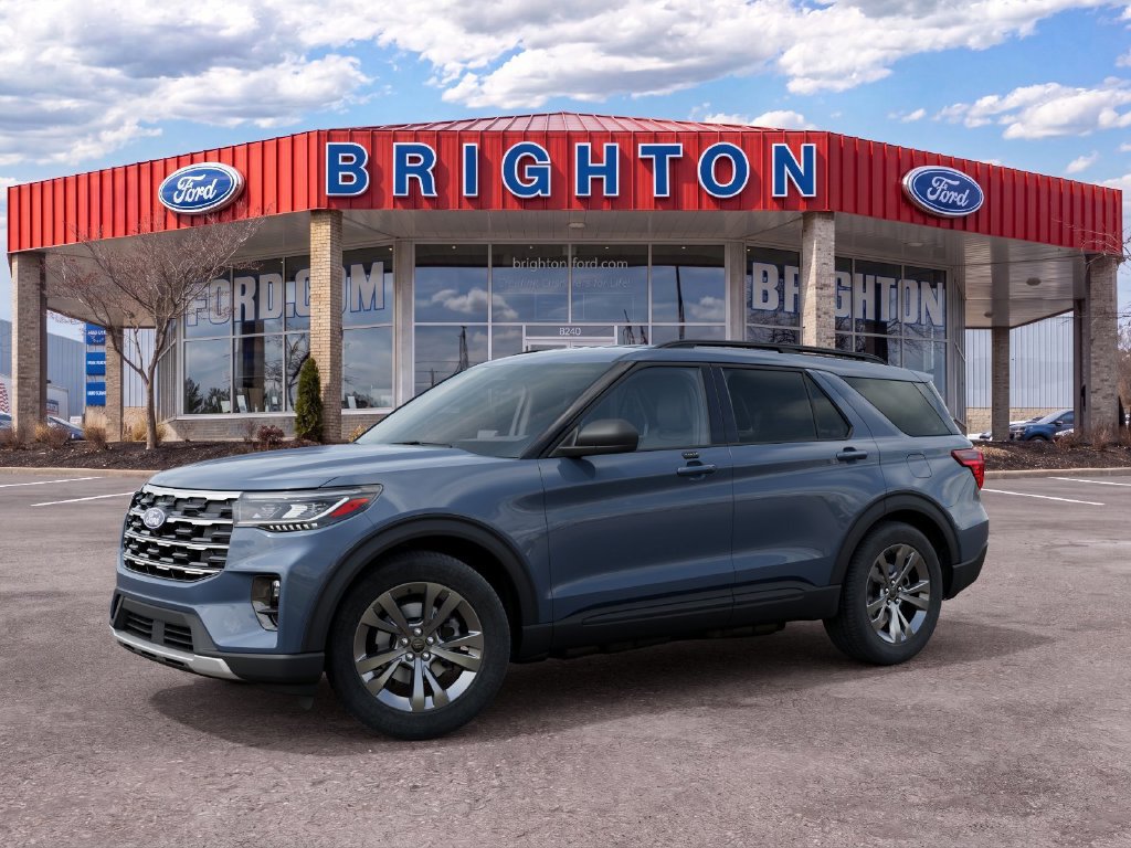 Used 2027 Ford Explorer Active w/ Active Comfort Package AWD/4WD image 3