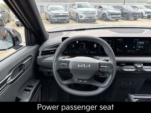 New 2026 Kia EV9 Land AWD/4WD image 13