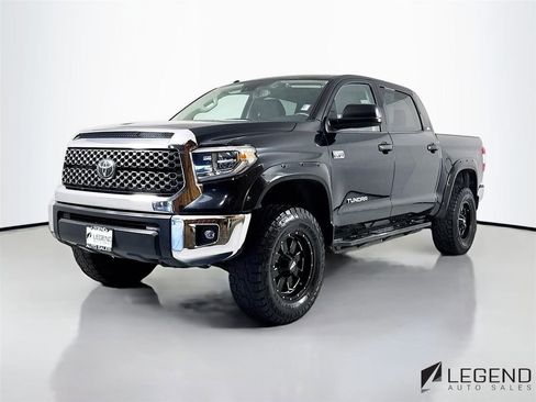 Used 2018 Toyota Tundra SR5 AWD/4WD image 1