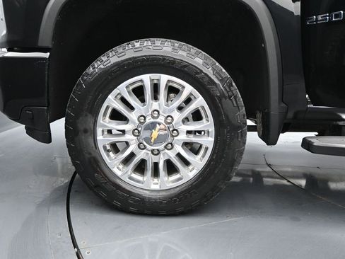 Used 2022 Chevrolet Silverado 2500 High Country AWD/4WD image 28
