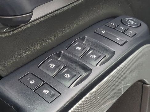 Used 2016 Chevrolet Silverado 1500 LTZ Z71 w/ LTZ Plus Package image 10