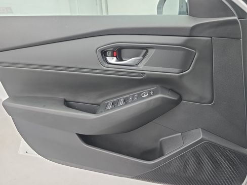Used 2024 Honda Accord EX image 25