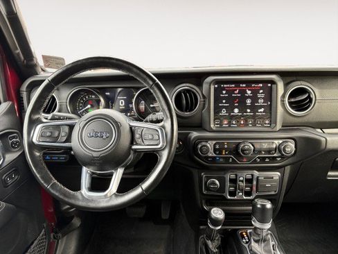 Used 2021 Jeep Wrangler Unlimited Sahara w/ Cold Weather Group image 4