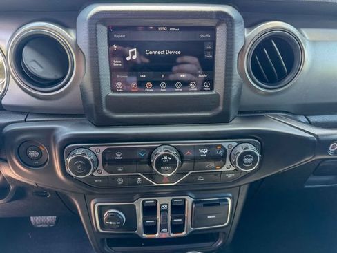 Used 2023 Jeep Wrangler Unlimited Sport AWD/4WD image 12