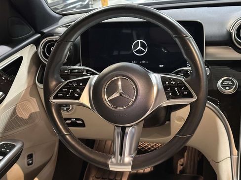 Used 2023 Mercedes-Benz C 300 4MATIC Sedan image 19