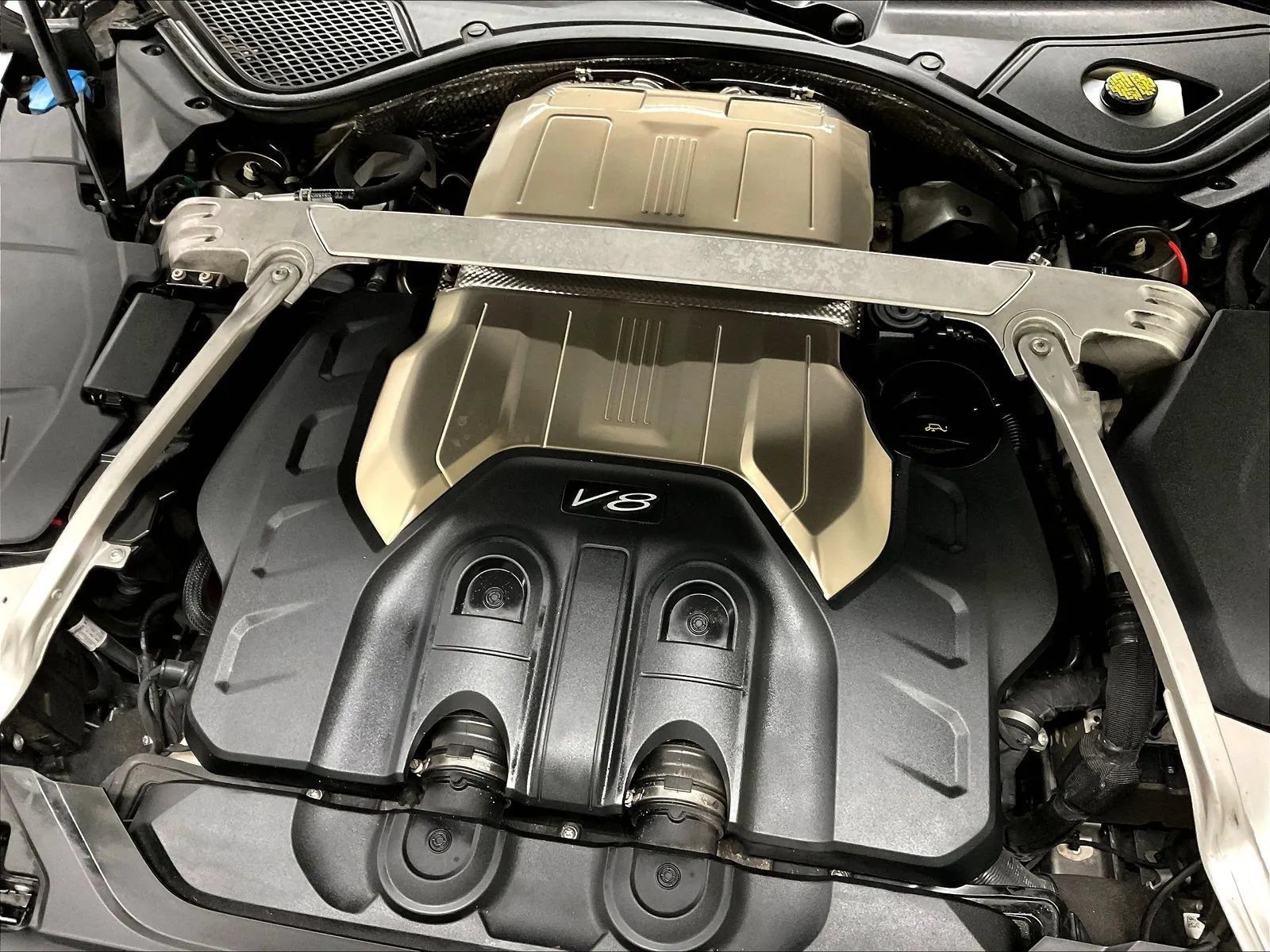 Used 2021 Bentley Flying Spur V8 AWD/4WD image 36
