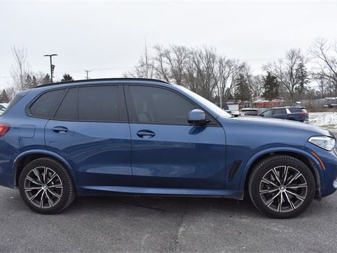 Used 2021 BMW X5 xDrive45e w/ M Sport Package image 2