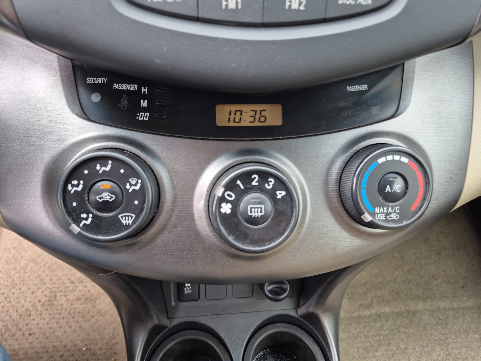 Used 2009 Toyota RAV4 4WD V6 w/ Tow Prep Pkg image 29