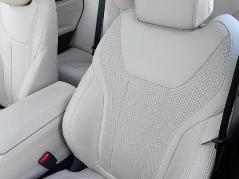 Certified 2023 BMW i4 eDrive35 w/ Premium Package image 10