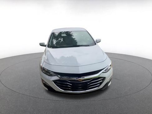 Used 2024 Chevrolet Malibu LT image 4