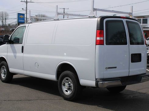 Used 2022 Chevrolet Express 2500 Work Van w/ Driver Convenience Package image 3